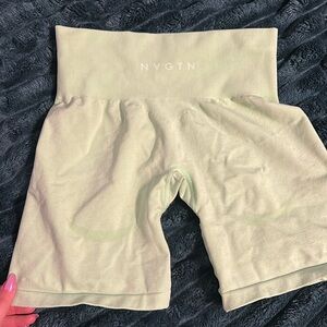 NVGTN Seamless Contour Pistachio